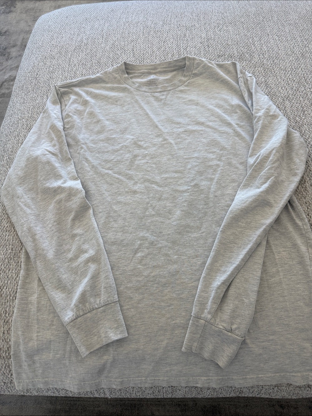 Men's Crewneck Long Sleeve Shirt - Light Gray